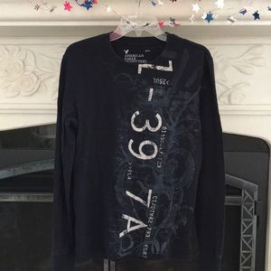 AE dark blue long sleeve t-shirt. American Eagle Small